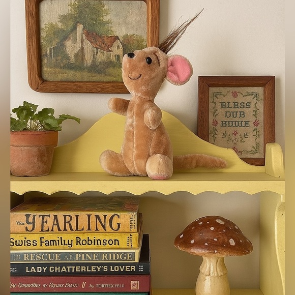 Vintage Disney Store Roo Plush – Winnie the Pooh Character – 10” Kangaroo – Rare - Picture 1 of 6